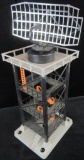 Lionel no. 197 Rotating Radar Antenna with box (box missing flap on one side).