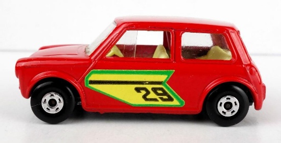 Matchbox Series / Superfast Lesney 1970 No.29 Racing Mini Made in England.