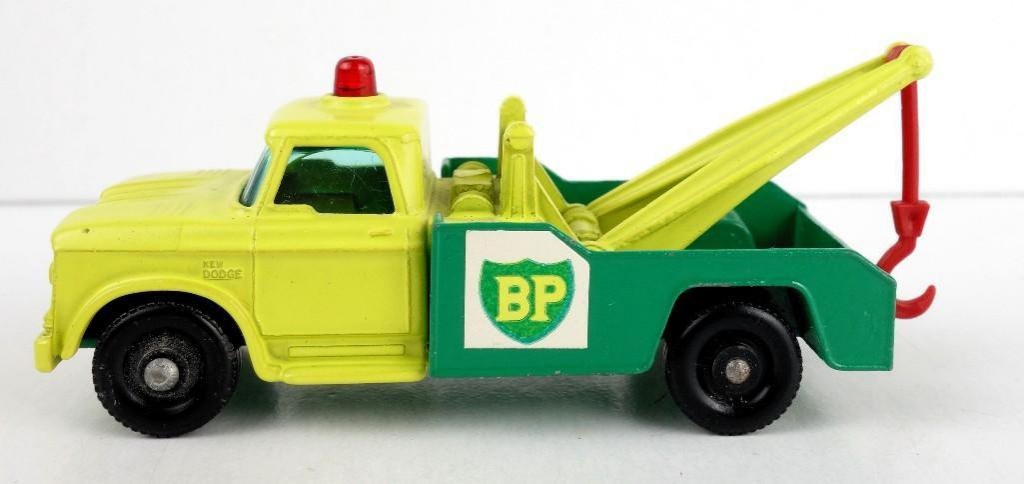 matchbox series 13 dodge wreck truck