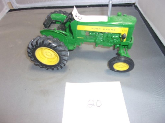 ERTL 1/16 JOHN DEERE 430 TOY TRACTOR