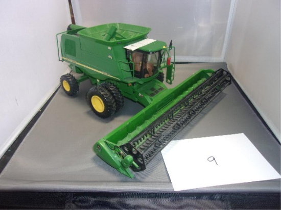 ERTL 1/32 JOHN DEERE 9860 TOY COMBINE STS