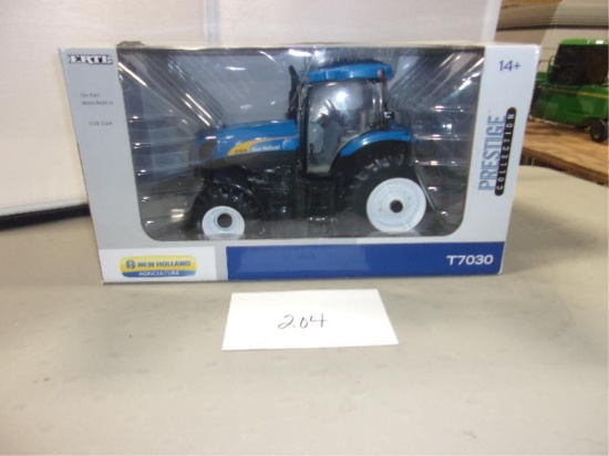 TOY TRACTOR ERTL 1/16 NEW HOLLAND T7030 PRESTIGE COLLECTION