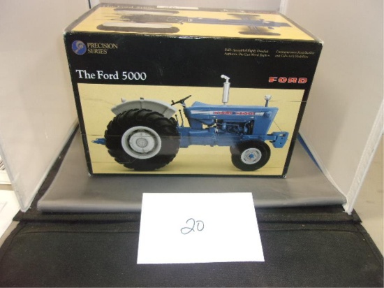 TOY TRACTOR 1/16 PRECISION SERIES FORD 5000