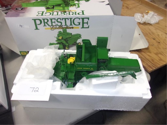 TOY COMBINE ERTL 1/16 PRESTIGE COLLECTION JD 55 CORN SPECIAL WITH CORN HEAD