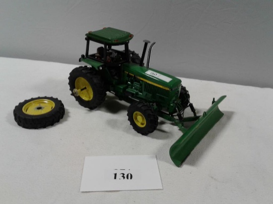 TOY TRACTOR JOHN DEERE 4955 MECHANICAL FRONT WITH HYDROLLIC DOZER