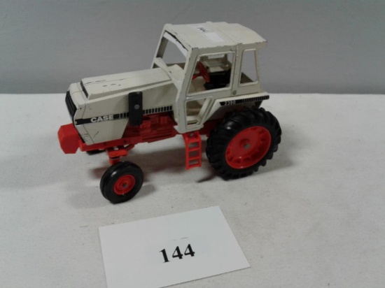 TOY TRACTOR CASE 2390