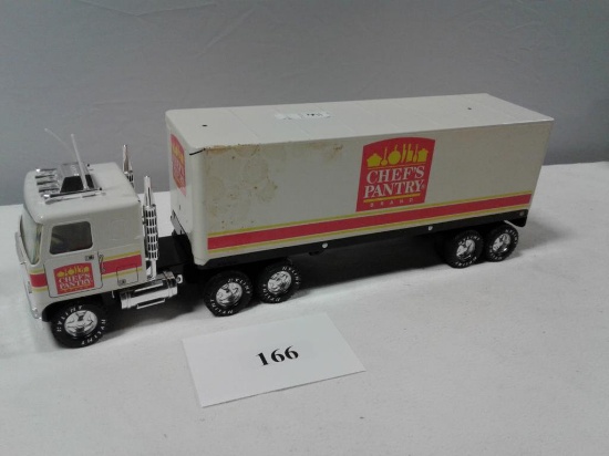 TOY COE TRACTOR AND TRAILER COMBO CHEF'S PANTRY BRAND BY NYLINT