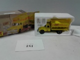 TOY TRUCK KENT FEEDS BULK DELIVERY TRUCK 1999 EDITION FIRST GEAR