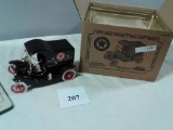 TOY TRUCK BY GEARBOX 1913 FORD MODEL T DELIVERY TRUCK TEXACO