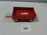 TOY ALLIS CHALMERS BARGE BOX WAGON GOOD CONDITION MINOR PAINT CHIP BY ERTL