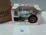 TOY TRACTOR SCALE MODELS 1/16 IH M FARMALL 100 YEARS WHITE AUTOGRAPED BY JOSEPH L ERTL