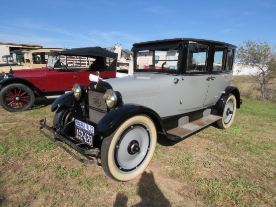 1923 REO Model T6 4dr Sedan
