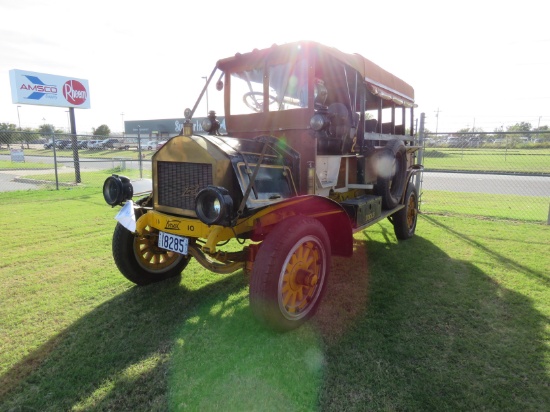 RARE 1910 Knox Open Cab Stakebed Truck