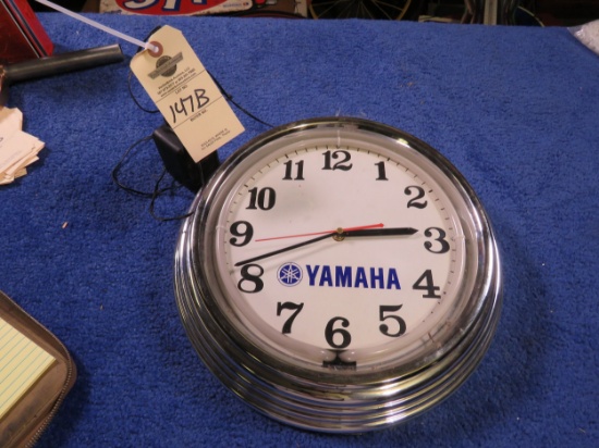 Yamaha Neon clock