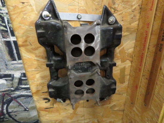 MOPAR 2-4bbl Intake