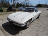 Beautiful 1964 Chevrolet Corvette Sting Ray Coupe