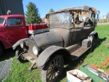 1916 Overland Touring Car