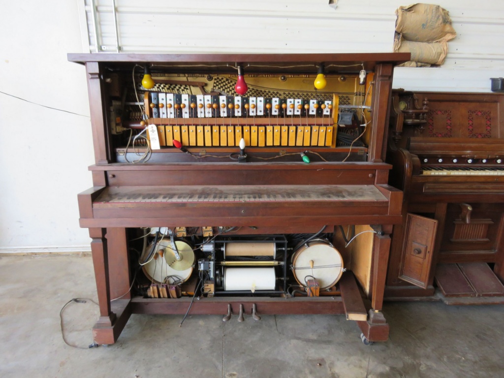 H-C Bay Company Player Piano for project or parts | Art, Antiques &  Collectibles Collectibles Vintage Arcade & Coin-Op Machines | Online  Auctions | Proxibid