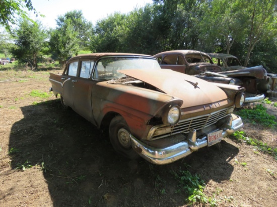 1957 Ford Custom 4dr Sedan for Project or Parts