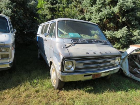 1977 Dodge Tradesman 200 Van for Project