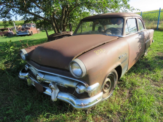 1954 Ford Mainline 2dr Sedan for Project or Parts