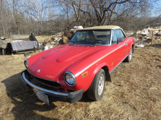 1982 Fiat Spider 2000  Roadster