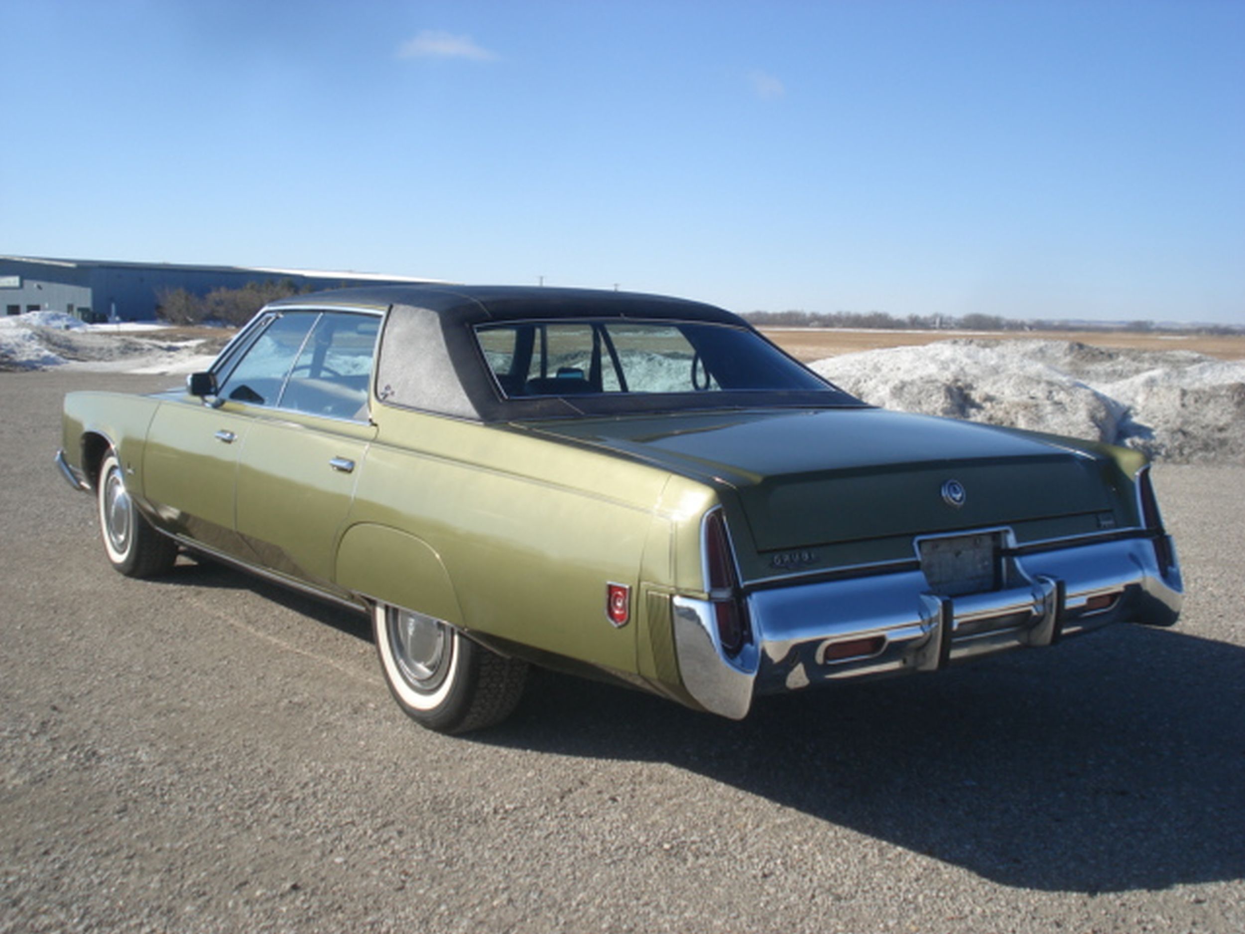 Chrysler Imperial Gold Portfolio 1951-1975 - Autobooks-Aerobooks, image size:2500x1875