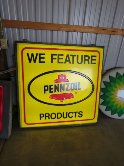 PENNZOIL LIGHTED SIGN