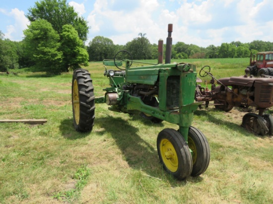 John Deere B tractor