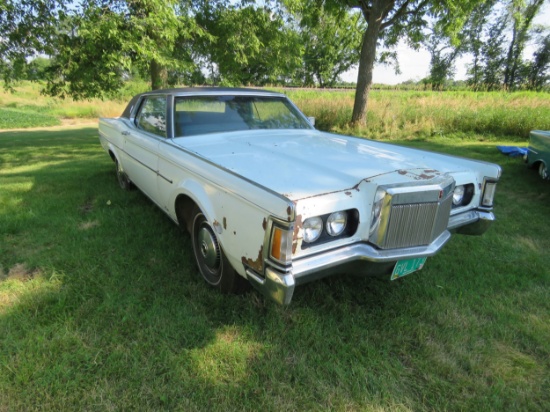 1971 Lincoln Mark III Coupe