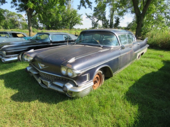 1958 Cadillac Fleetwood 60 Series 4dr HT