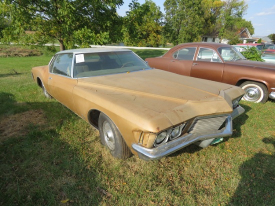 1971 Buick Boat tail Riviera