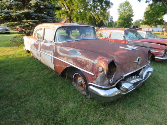 Oldsmobile 88 4dr Sedan for Parts