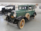 1929 Oakland 4dr Suicide Sedan