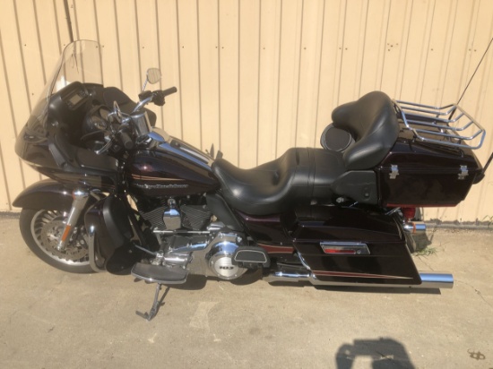 2011 Harley Davidson FLTRU Motorcycle