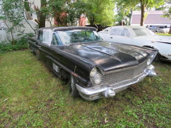 1960 Lincoln Continental 4dr HT