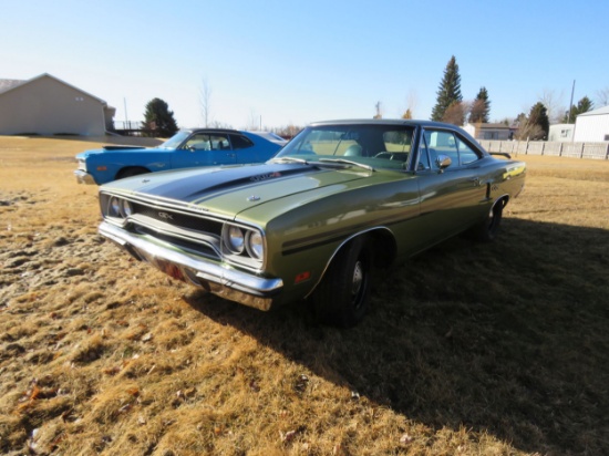 Mopar Muscle, Classic Trucks, Antique Tractors