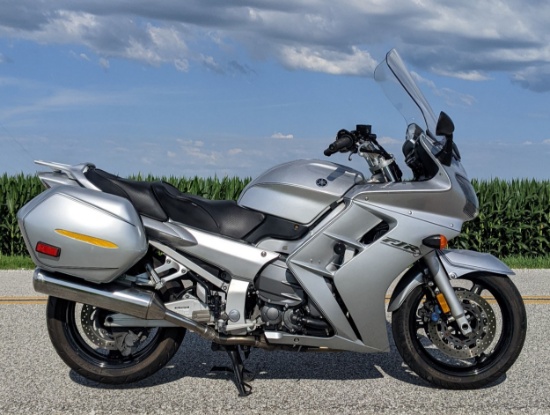 2003 Yamaha FJR1300 Motorcycle