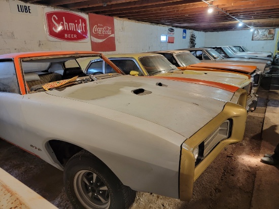 Pontiac Collector Cars & Parts- Mr. GTO Auction