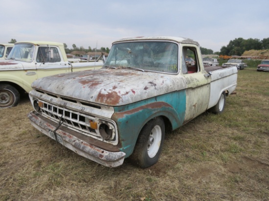 Ford F100 Pickup