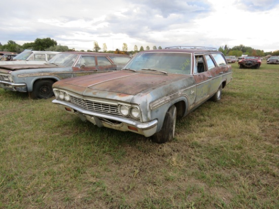 1960's Chevrolet Impala 4dr for parts