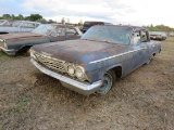 1962 Chevrolet 4dr Sedan for parts