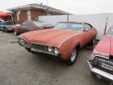 1969 Oldsmobile Cutlass Holiday Coupe