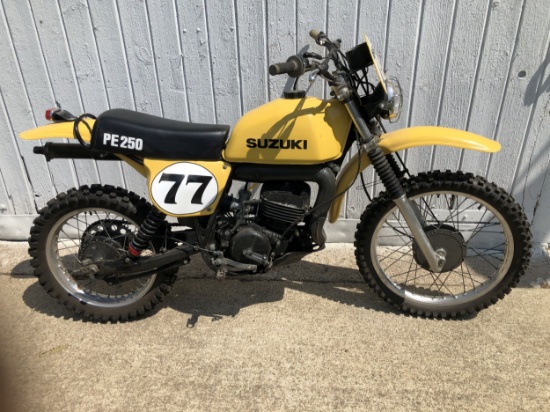 1977 SUZUKI PE250