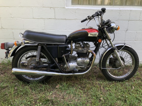 1973 TRIUMPH T140V