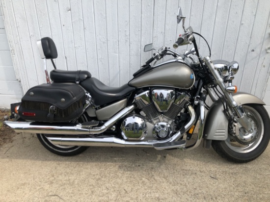2003 HONDA VTX
