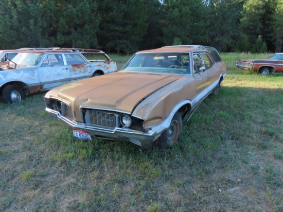 1970 Oldsmobile Vista Wagon