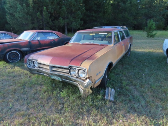 1966 Oldsmobile Vista Wagon