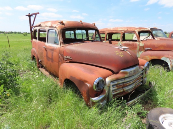 1954 GMC Suburban