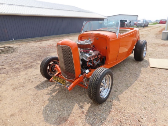1932 Ford Fiberglass Hi-Boy Roadster